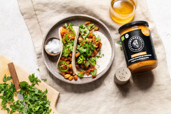 Gegrillte Pilz-Süßkartoffel Tacos mit African Bowl - Löwenanteil