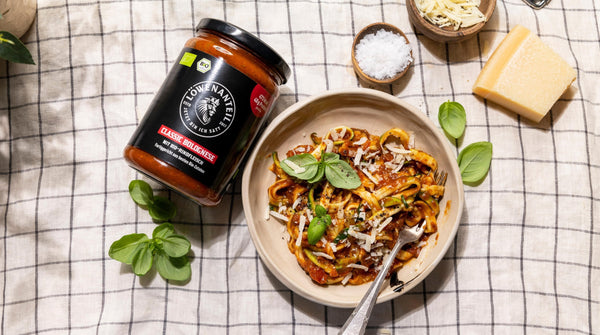 Low Carb Zoodles Bolognese - Löwenanteil